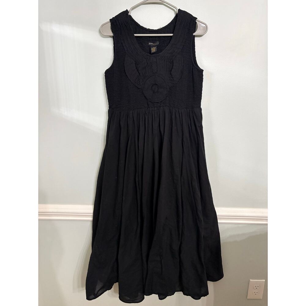Grace Dresses Women’s Black Sleeveless Midi Dress w/ Boho Textured Bodice